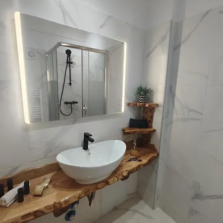 Evgenia's House * Kala Nera