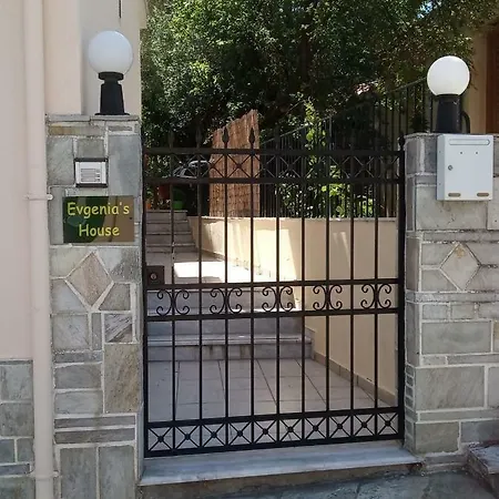 בית נופש Evgenia's House *