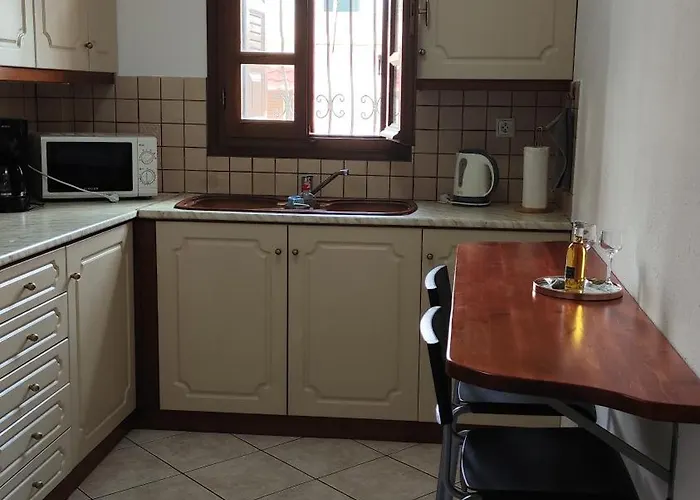 Evgenia's House * Kala Nera